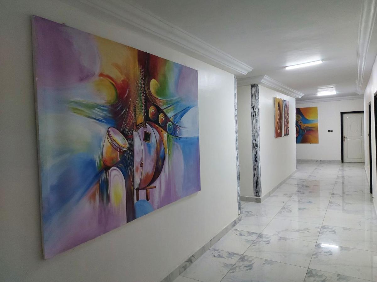 Royal Blue Guest House & Bar Λομέ Εξωτερικό φωτογραφία