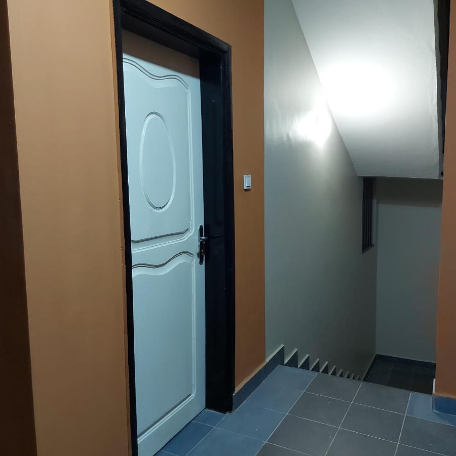 Royal Blue Guest House & Bar Λομέ Εξωτερικό φωτογραφία